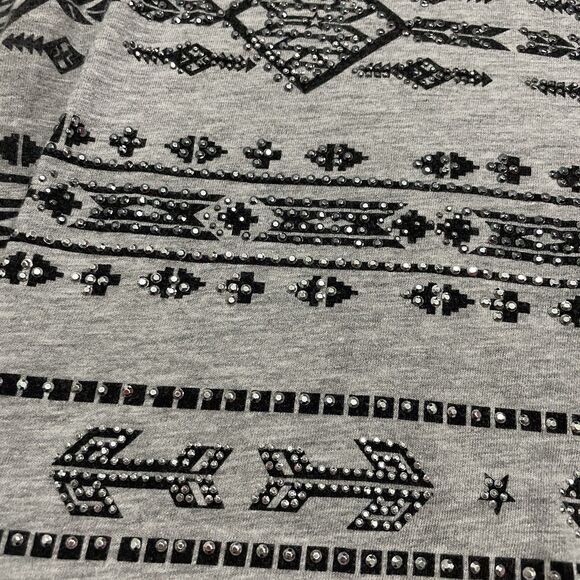 Studded Forever 21 Juniors Aztec Print Fringe Crop Top Gray Size Small - Picture 4 of 5